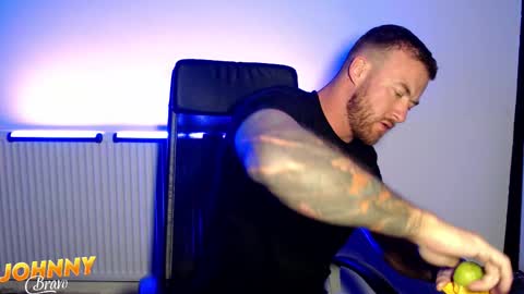 Snapshot of johnny_bravo808 chatting on September 2025 01:42:02 AM johnny_bravo808 online show from September 2025 01:42:02 AM