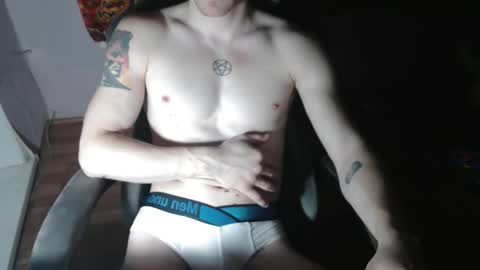 Johnny online show from October 2025 04:11:01 PM