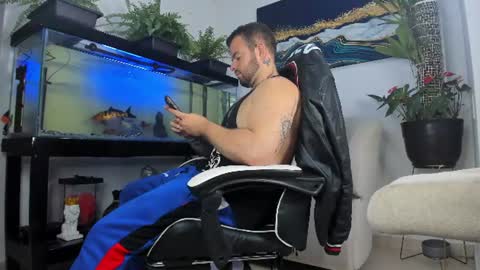 Snapshot of johnnygrayson_ chatting on June 2026 11:57:01 PM JOHNNY online show from June 2026 11:57:01 PM