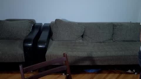 Johnny online show from October 2025 05:08:02 PM