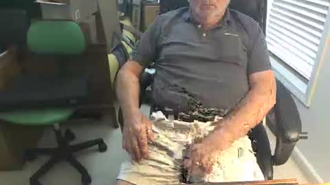 johnnys110153 online show from April 2026 08:36:02 PM