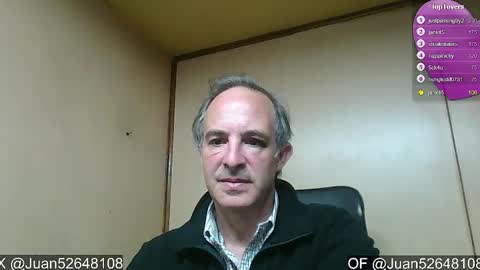 Snapshot of johnq_23 chatting on December 2024 03:55:01 PM John online show from December 2024 03:55:01 PM