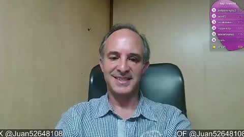 Snapshot of johnq_23 chatting on December 2024 04:06:01 PM John online show from December 2024 04:06:01 PM