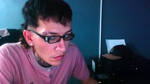 Snapshot of johnsonisaac94_ chatting on December 2024 10:32:01 PM johnsonisaac94 online show from December 2024 10:32:01 PM