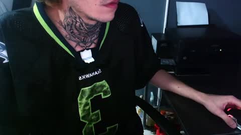 Snapshot of johnsonisaac94_ chatting on December 2024 06:43:02 AM johnsonisaac94 online show from December 2024 06:43:02 AM