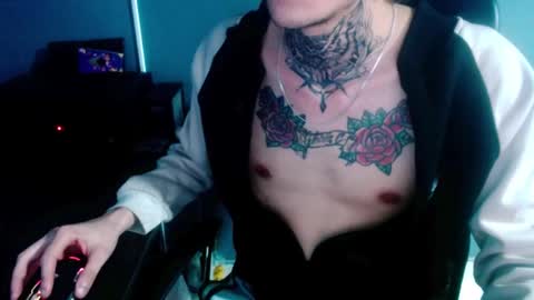 Snapshot of johnsonisaac94_ chatting on December 2024 08:13:01 AM johnsonisaac94 online show from December 2024 08:13:01 AM