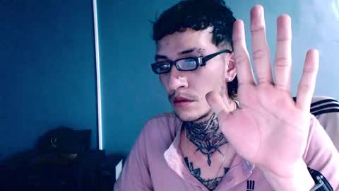 Snapshot of johnsonisaac94_ chatting on December 2024 05:59:02 AM johnsonisaac94 online show from December 2024 05:59:02 AM