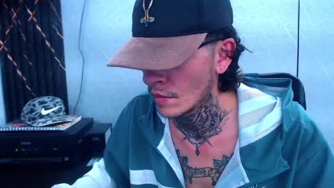 Snapshot of johnsonisaac94_ chatting on February 2025 04:54:01 AM johnsonisaac94 online show from February 2025 04:54:01 AM