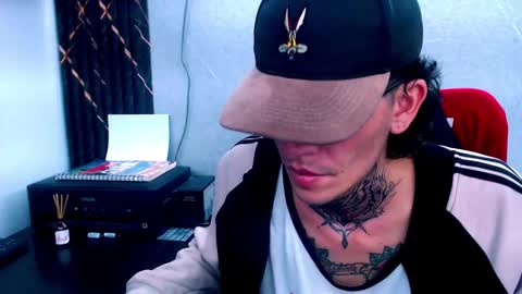 Snapshot of johnsonisaac94_ chatting on February 2025 10:18:02 AM johnsonisaac94 online show from February 2025 10:18:02 AM