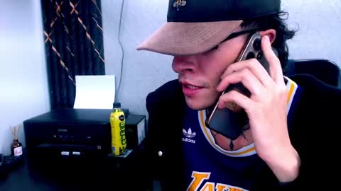 Snapshot of johnsonisaac94_ chatting on February 2025 07:32:02 AM johnsonisaac94 online show from February 2025 07:32:02 AM