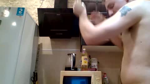 johny27 online show from February 2025 04:58:02 PM