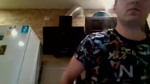 johny27 online show from October 2025 03:03:01 PM