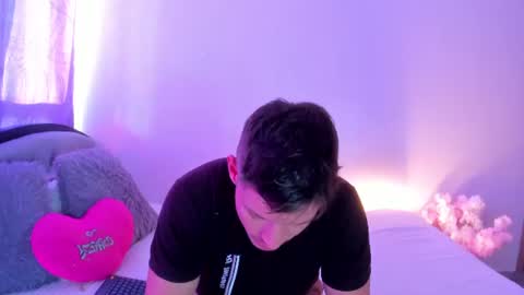 johnycooper08 online show from July 2026 12:23:01 PM