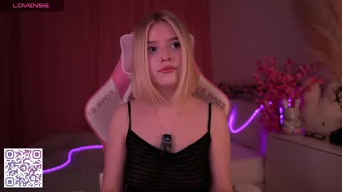 Paula online show from April 2026 01:11:02 AM