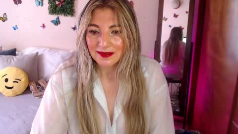 Jolie Mature online show from May 2026 08:03:02 PM