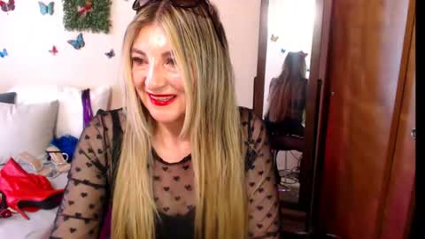 Snapshot of jolie_mature_ chatting on June 2026 09:57:02 PM Jolie Mature online show from June 2026 09:57:02 PM