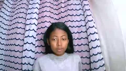 joliekah27 online show from September 2025 03:00:02 PM