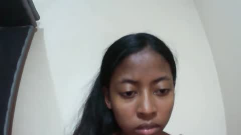 joliekah27 online show from December 2025 10:48:01 PM