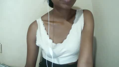 Snapshot of joliekah27 chatting on March 2026 08:19:01 AM joliekah27 online show from March 2026 08:19:01 AM