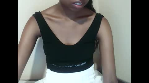 Snapshot of joliekah27 chatting on March 2026 06:03:02 PM joliekah27 online show from March 2026 06:03:02 PM