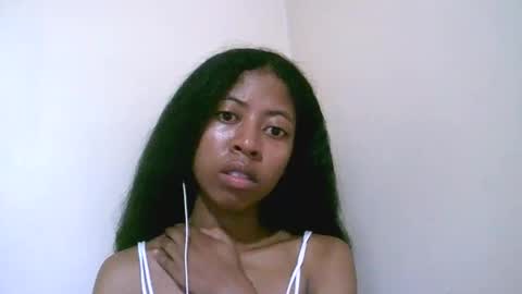 Snapshot of joliekah27 chatting on May 2026 10:07:01 PM joliekah27 online show from May 2026 10:07:01 PM