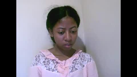 joliekah27 online show from May 2026 09:34:02 PM