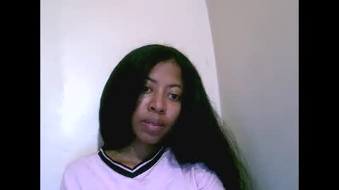Snapshot of joliekah27 chatting on May 2026 06:51:01 AM joliekah27 online show from May 2026 06:51:01 AM
