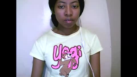 Snapshot of joliekah27 chatting on May 2026 08:06:01 PM joliekah27 online show from May 2026 08:06:01 PM
