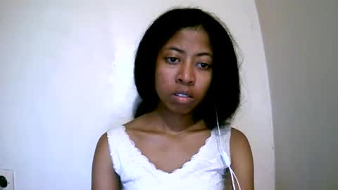 joliekah27 online show from May 2026 09:01:02 PM