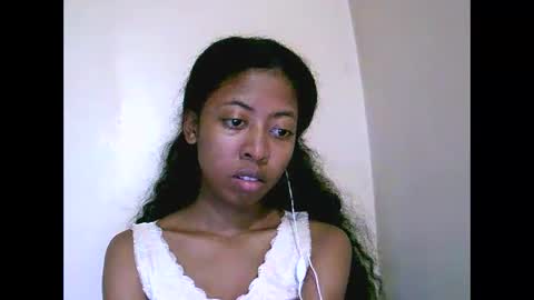 joliekah27 online show from May 2026 09:07:01 AM
