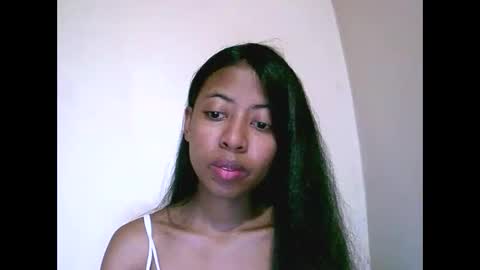 joliekah27 online show from June 2026 07:02:02 AM