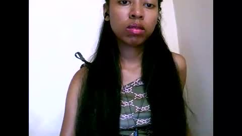 joliekah27 online show from June 2026 07:17:02 PM