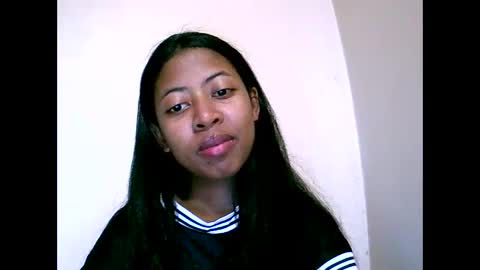joliekah27 online show from June 2026 07:17:02 AM