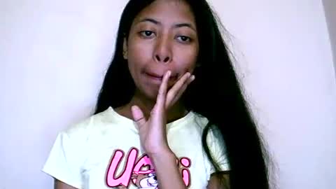 joliekah27 online show from June 2026 08:54:01 PM