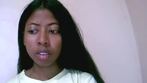 joliekah27 online show from July 2026 07:48:01 AM