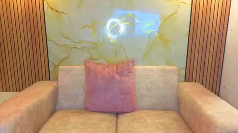 jolierouse online show from July 2026 11:58:02 AM