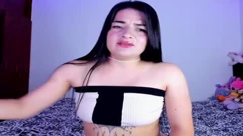 jolieth online show from February 2026 07:35:01 PM