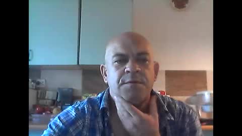 jolmasz30 online show from April 2026 04:57:02 PM