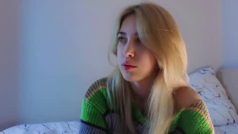 Viola online show from November 2025 11:53:01 AM