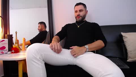  JONAS BEARD  online show from January 2025 10:34:01 PM