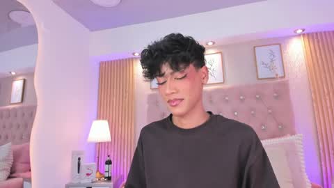 Jonas  online show from May 2026 11:11:01 PM