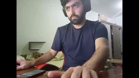 jonasf2525 online show from November 2025 11:21:02 AM