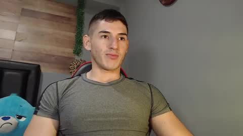 Snapshot of jonathancast08 chatting on February 2025 02:47:02 AM jonathancast08 online show from February 2025 02:47:02 AM