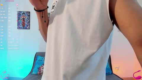 Instagram jonathanfit14 online show from February 2026 09:00:02 PM