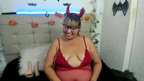 Scarlet online show from October 2025 02:24:01 AM