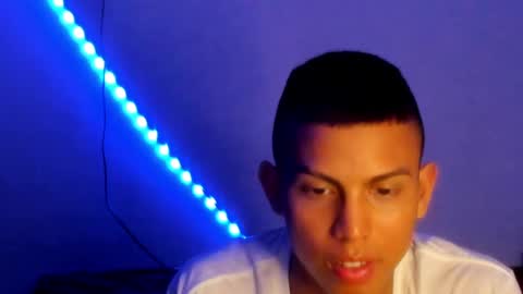 Snapshot of jonesgowther chatting on January 2025 01:53:02 AM jonesgowther online show from January 2025 01:53:02 AM