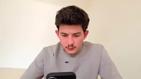 jonhy_merlin online show from May 2026 02:45:01 PM