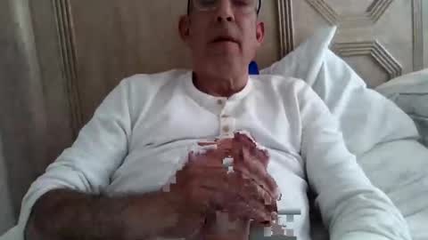Snapshot of jonlovespussy6969 chatting on May 2026 01:17:02 PM John loves pussy online show from May 2026 01:17:02 PM