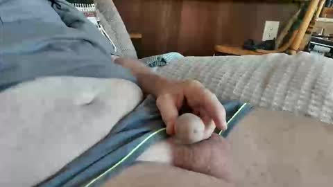 jonnyb42 online show from November 2025 08:33:02 PM