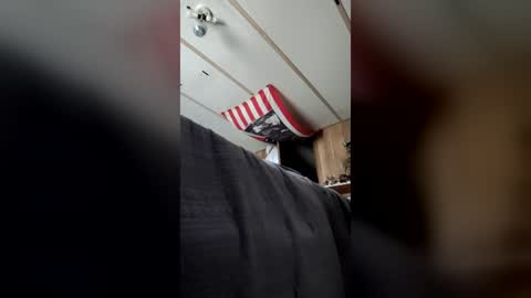 jonnyhollyw00d online show from July 2026 05:27:02 PM
